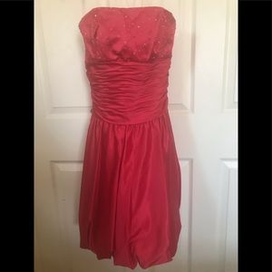 Camille La Vie Red Formal Prom Dress Size 6